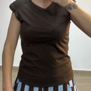Camiseta Hombreras